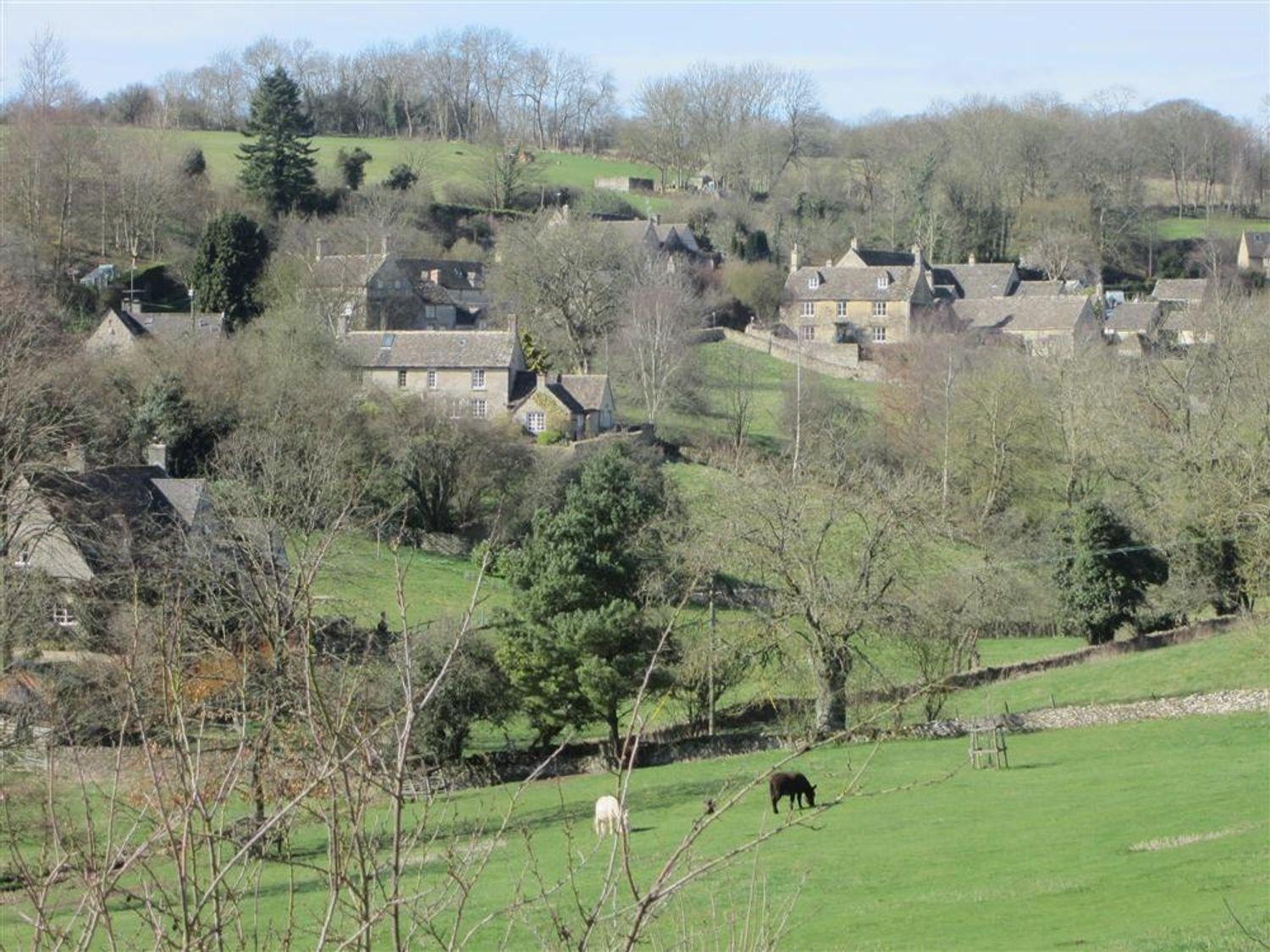 Green Valley, Cotswold Stay With Hamper Cheltenham Buitenkant foto
